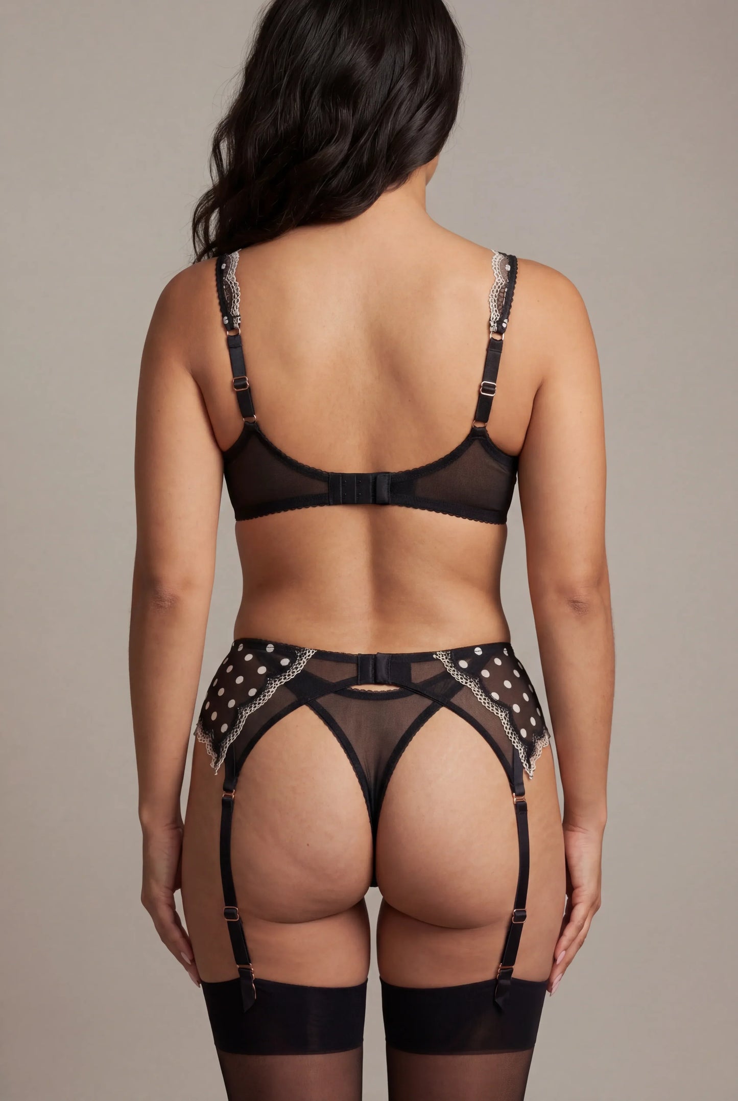 Vierdelige lingerieset voor dames met choker - Besa Black