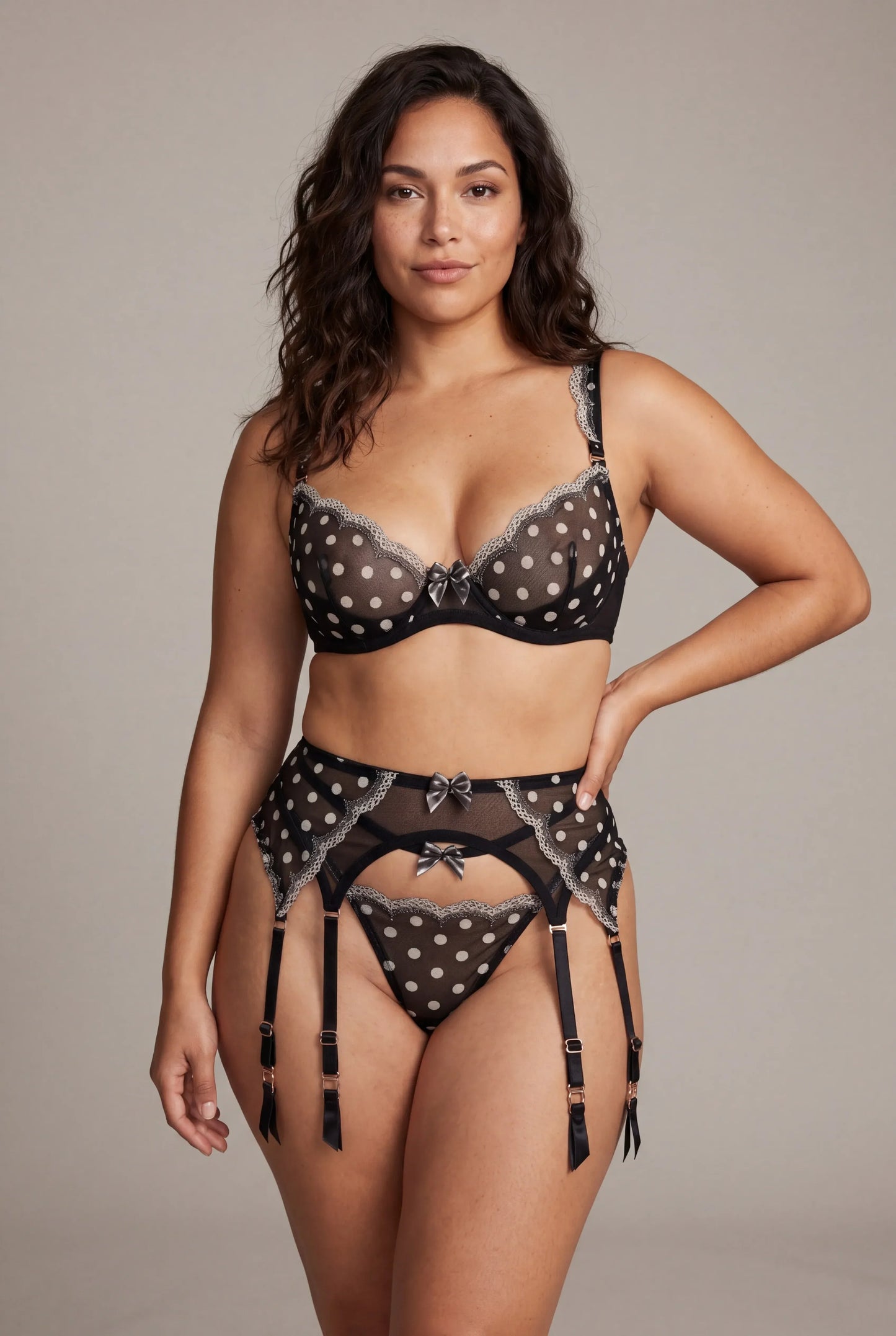 Vierdelige lingerieset voor dames met choker - Besa Black